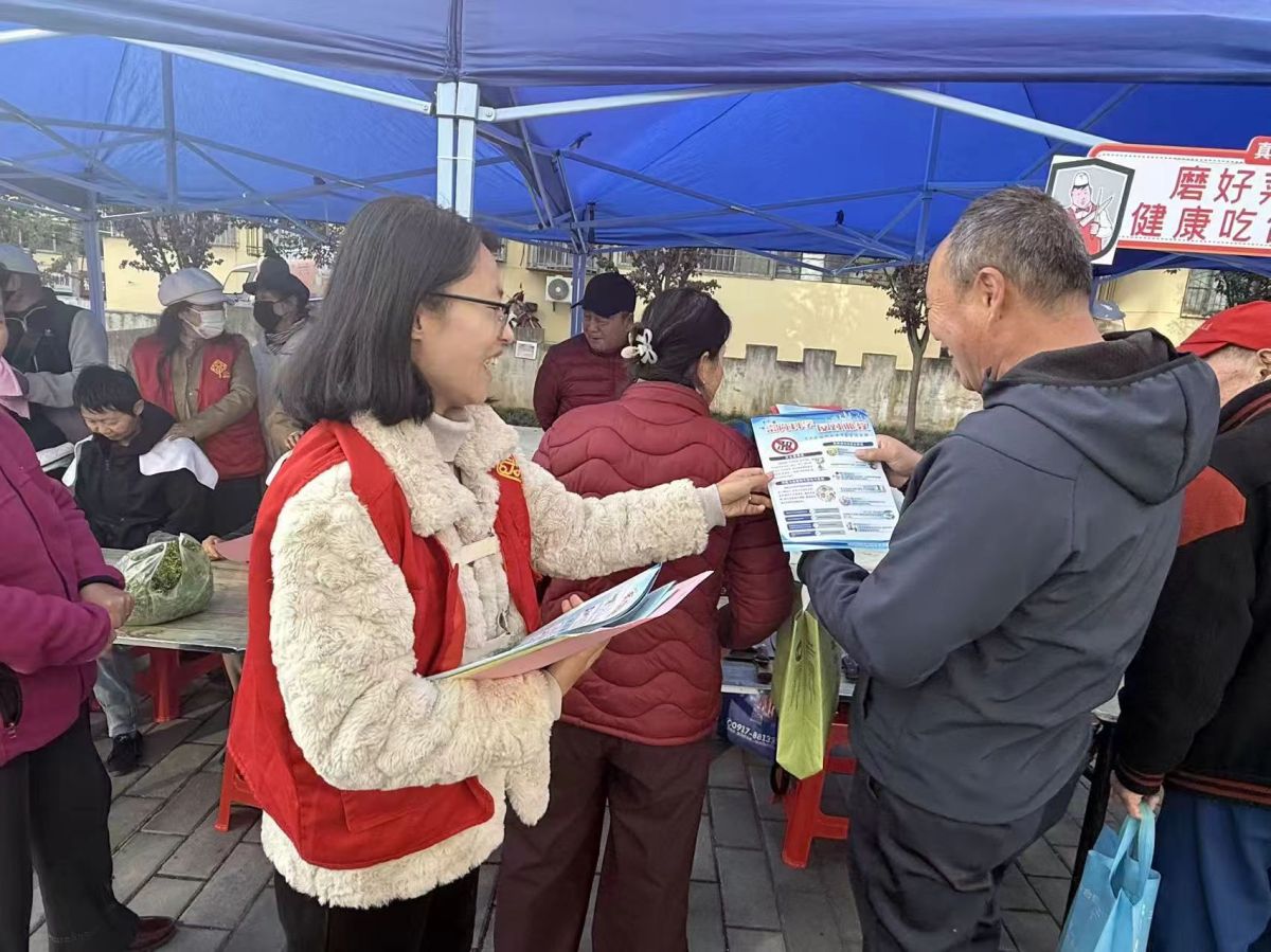 金陵街道机厂街社区：筑牢思想防线 守护平安家园