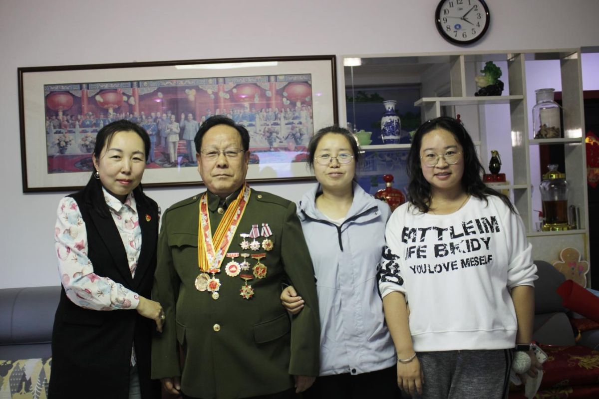 “致敬老兵·定格荣光”