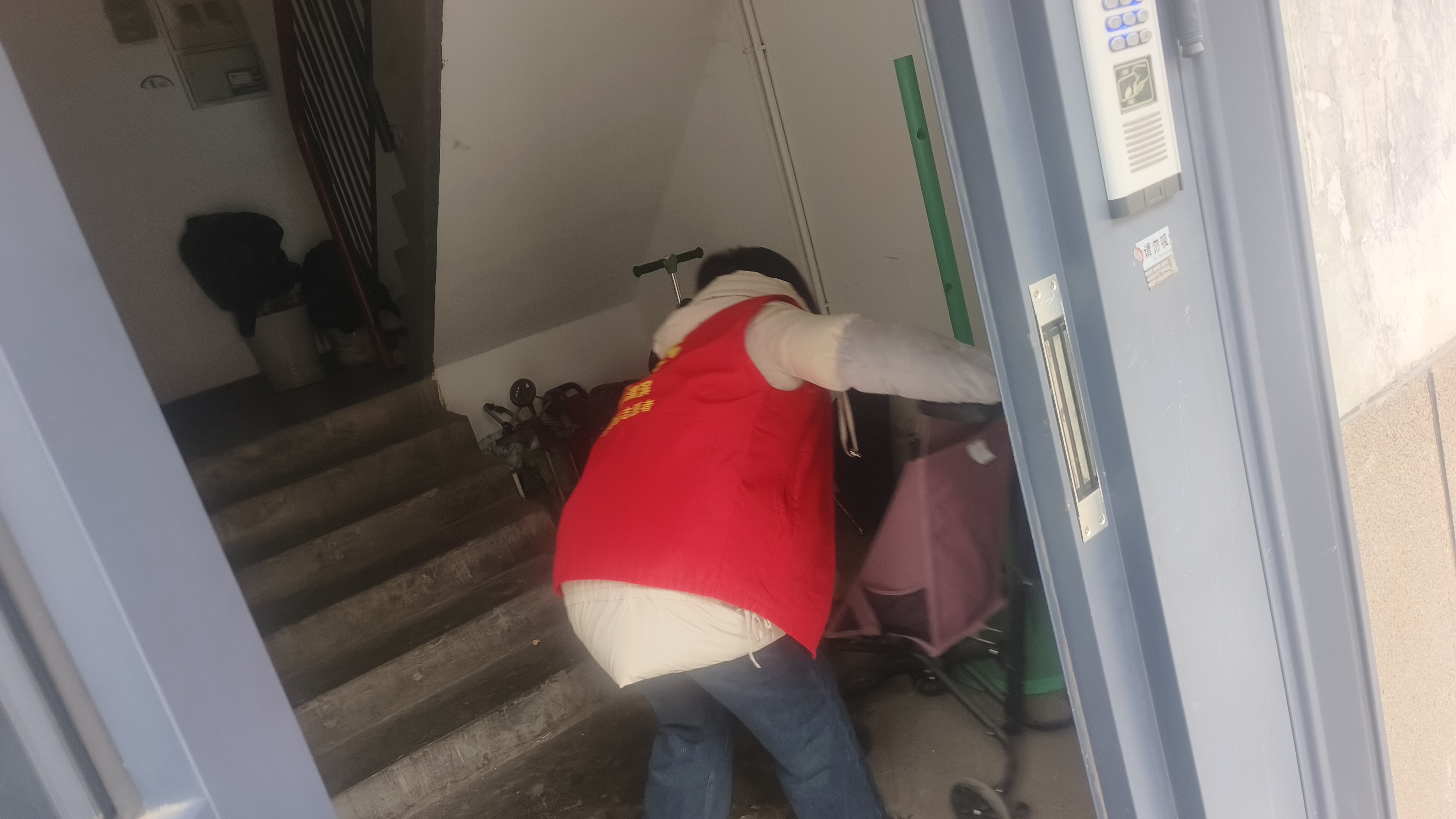 环境卫生整治志愿服务