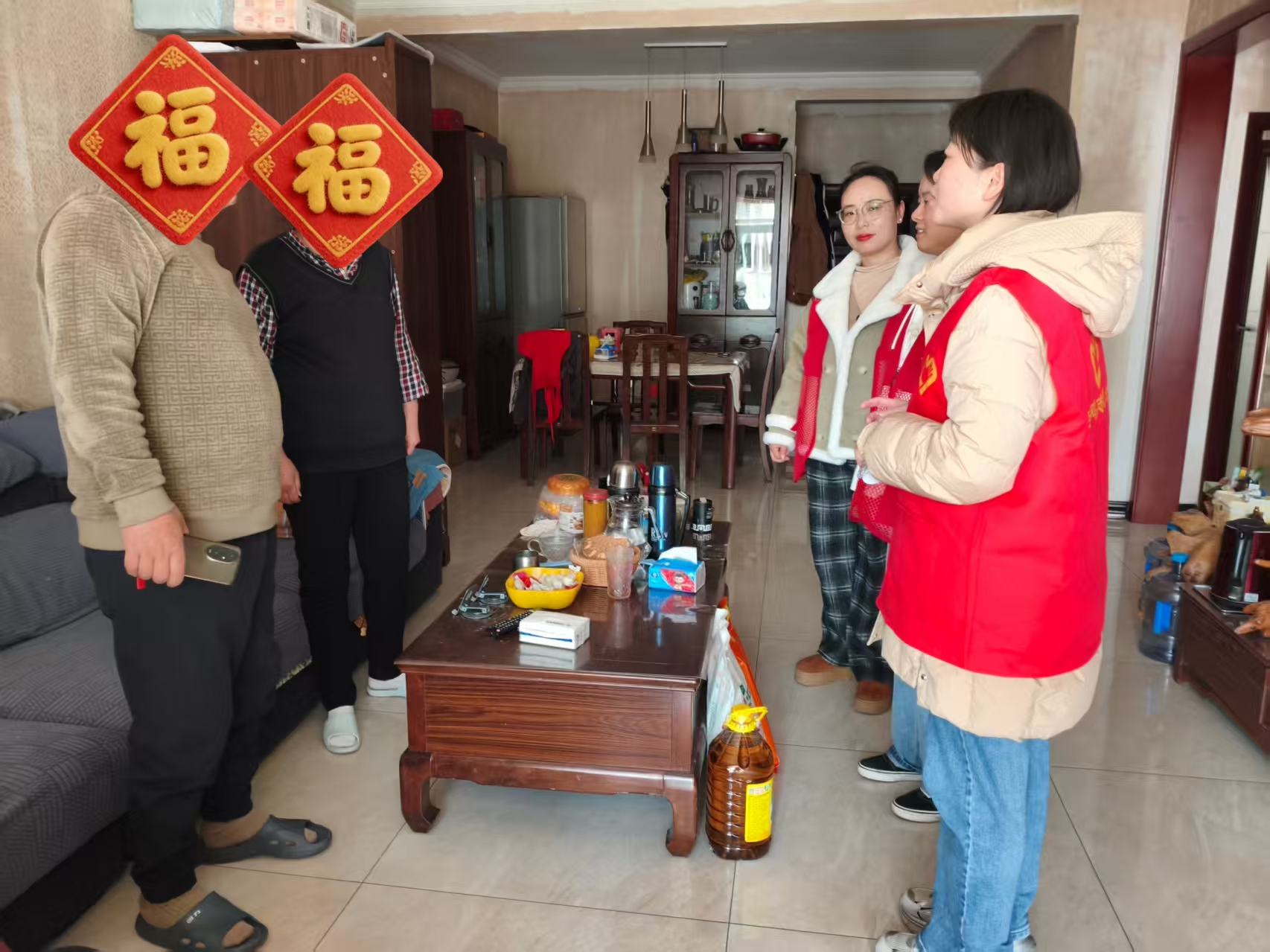 学子路社区开展“情暖新春，爱润社区”春节慰问活动